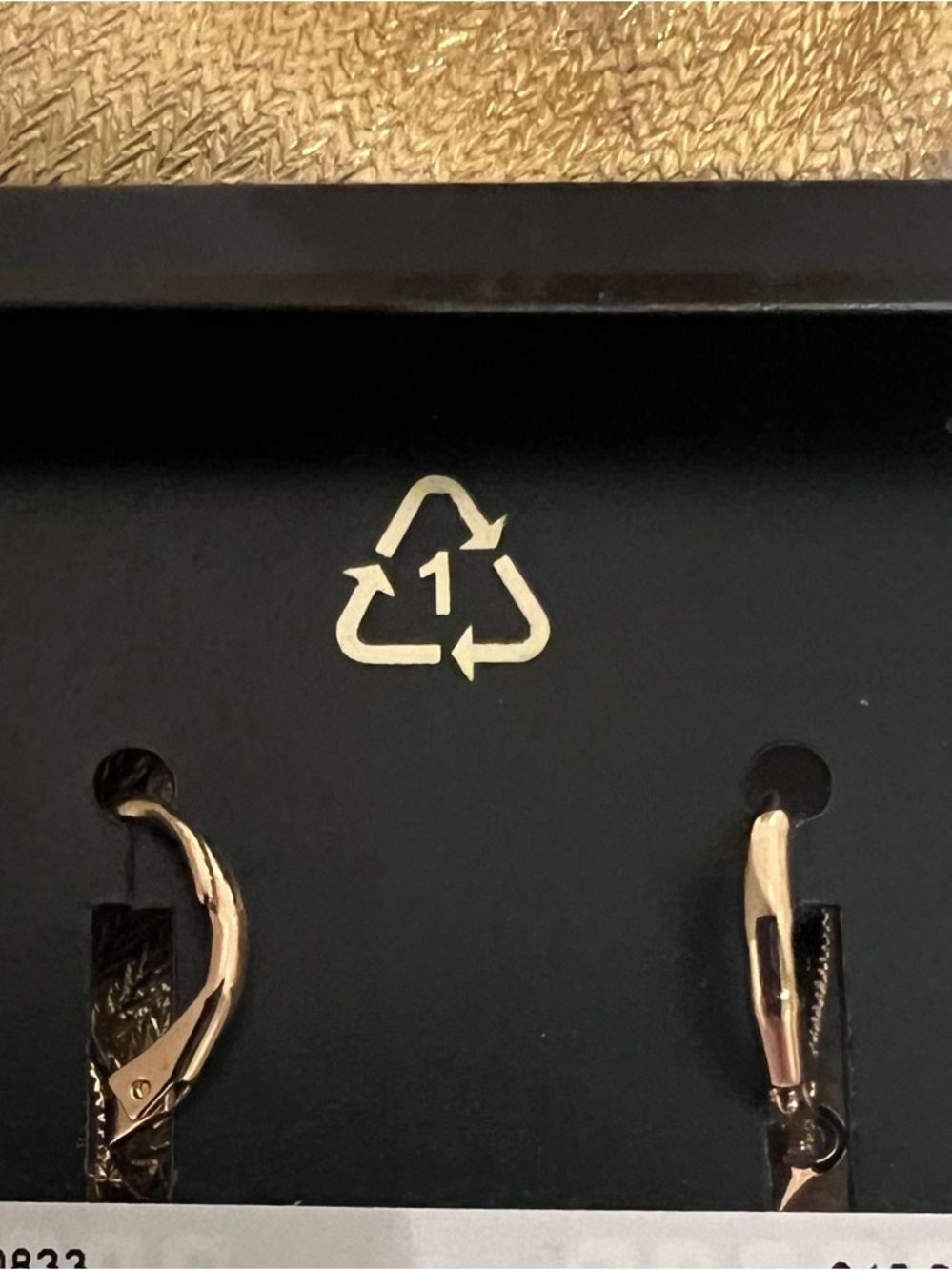 NEW Authentic Givenchy Gold
Teardrops earrings - Picture 9 of 10